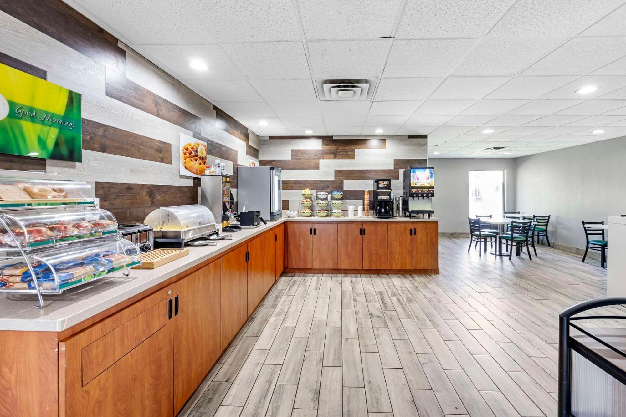 Quality Inn Clarksville - Exit 11 Extérieur photo