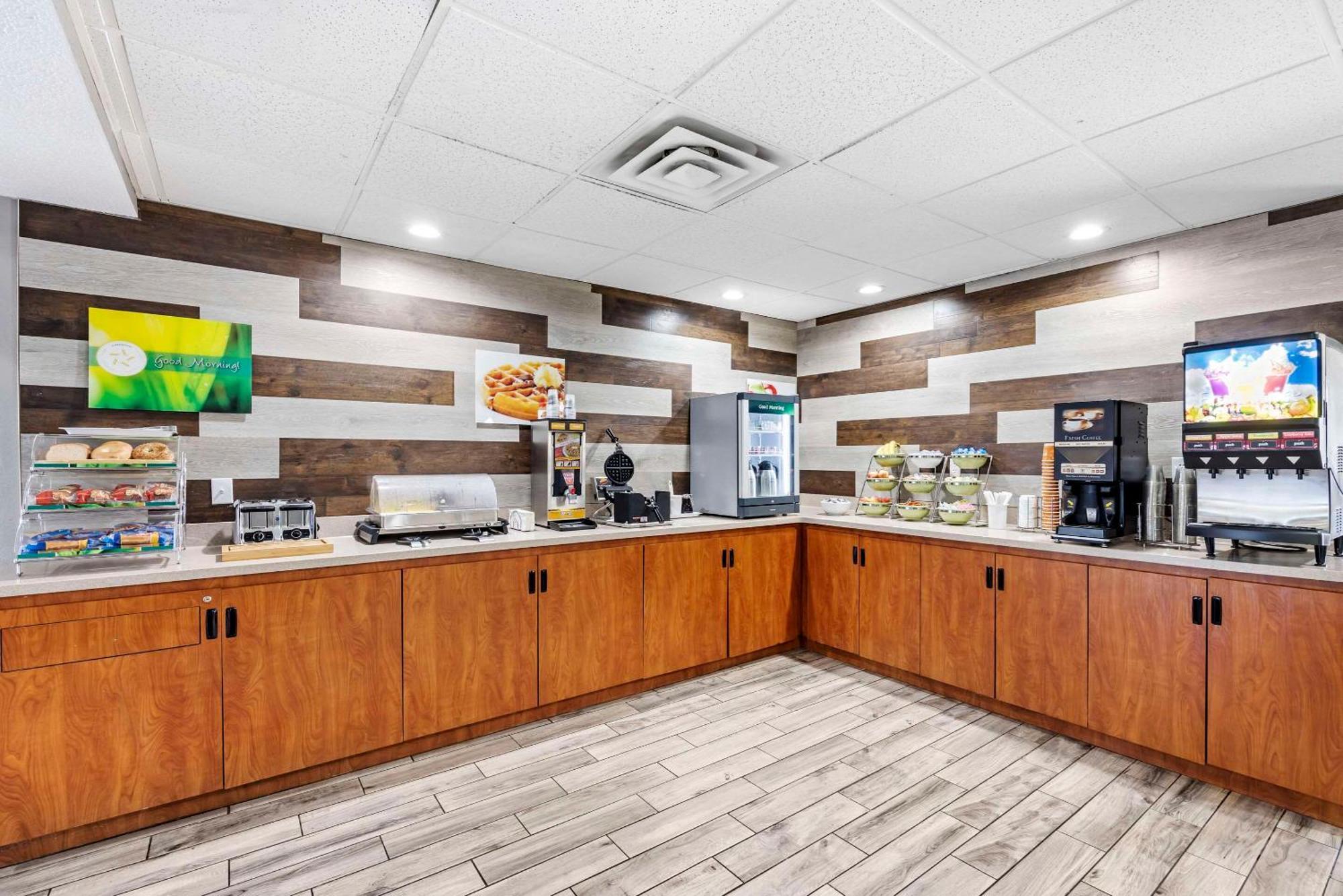 Quality Inn Clarksville - Exit 11 Extérieur photo